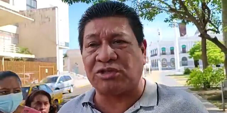 Profesionales indígenas rechazados de gobierno