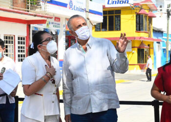 Se amacha gobernador Carlos Manuel Merino
