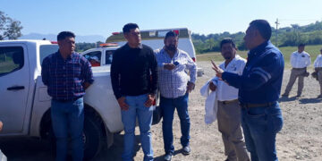 Supervisa trabajos en el parque de la feria