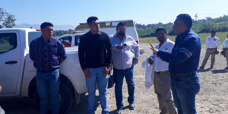 Supervisa trabajos en el parque de la feria