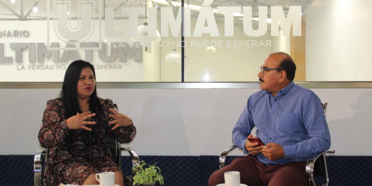 Abierta participación política a las mujeres