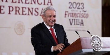 Que García Luna devuelva 700 mdd