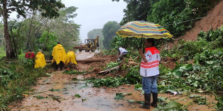 Estragos en región norte y Mezcalapa