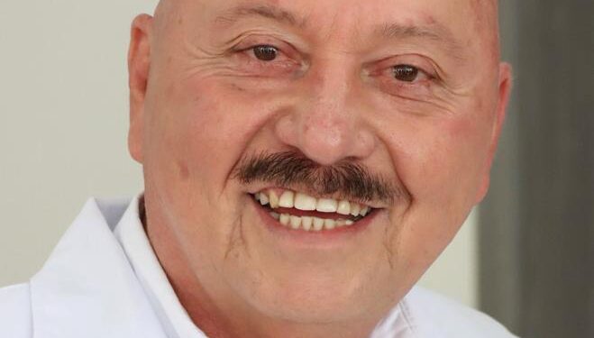 Se lleva a cabo segunda jornada de microcirugías de mano