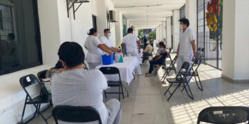 Exhortan a  vacunar a menores