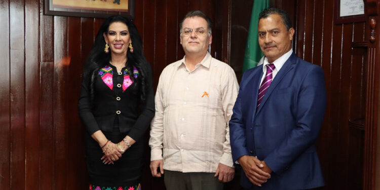 Reciben a nuevos integrantes del Poder Judicial