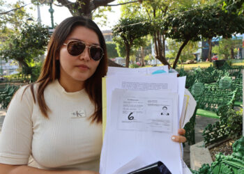 Doctora acusa despido injustificado