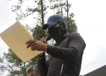 Surge conflicto entre el grupo; pelean el poder