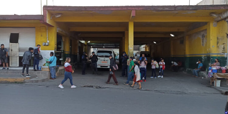 Pandillas cobran derecho de piso a transportistas