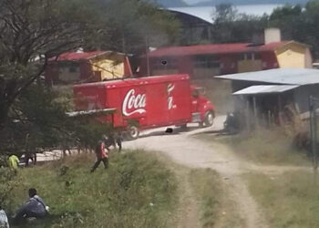 Se enfrentan FNLS y Petules