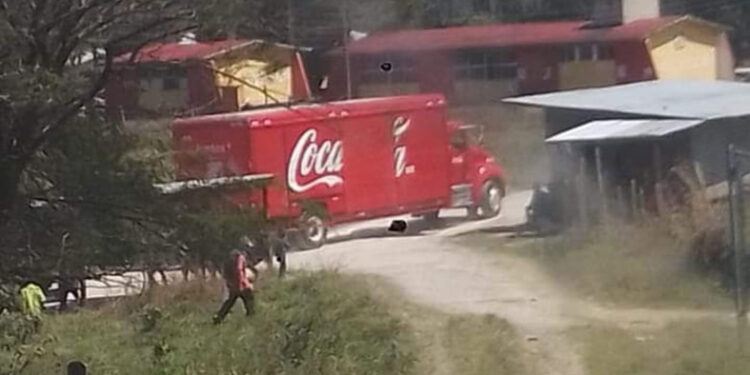 Se enfrentan FNLS y Petules