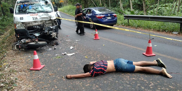 Dos personas murieron