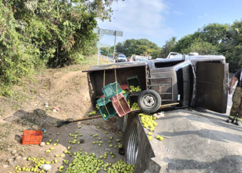 Se le explotó un neumático
