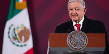 Considera corroborar pruebas para alguna acción legal contra Moreira