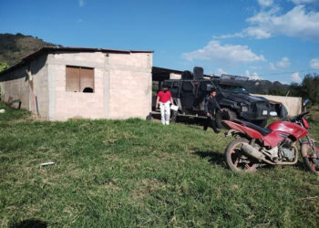 Localizan cuerpos en un rancho