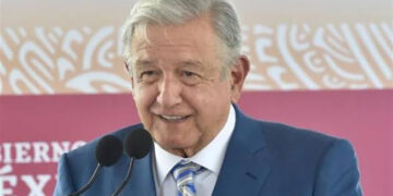 Advierte que no se tolera corrupción de nadie