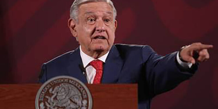 Llama a gobernadores a ser prudentes rumbo a elección presidencial