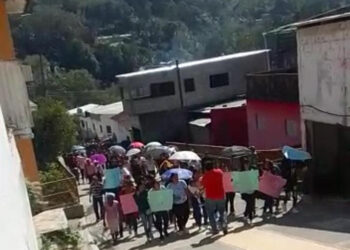 Siguen los despidos