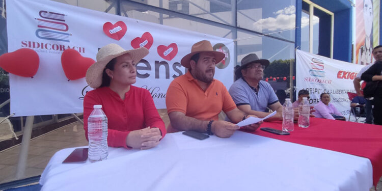 No se rajan en su demanda contra dirección