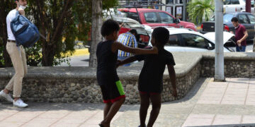 Continúan desaparecidos más de 400 menores