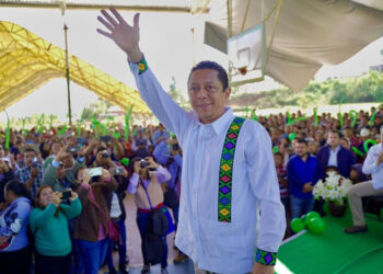 Reafirma compromiso de fortalecer la 4T