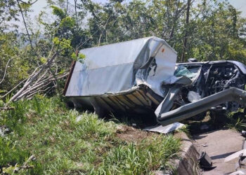 Quedó aplastado