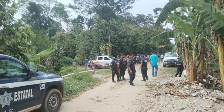 Hampa mata a un policía y deja dos heridos