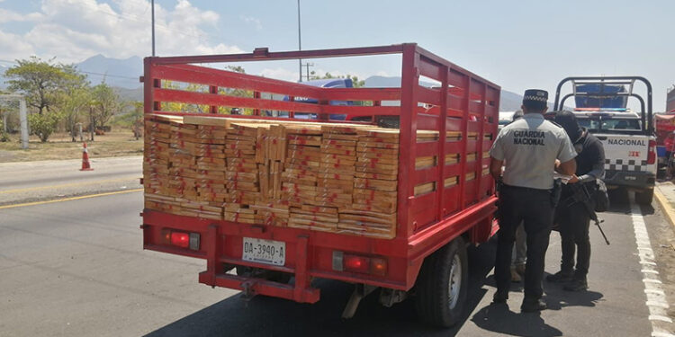 Tráfico ilegal de madera