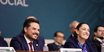 Zoé Robledo va por Chiapas