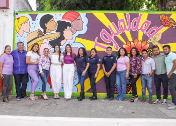 Inauguró mural alusivo al Día Internacional de la Mujer