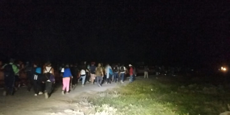 Caravana retoma su tránsito por Chiapas