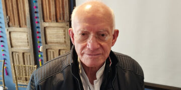 Siete días de bloqueo y no encuentran solución