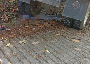 Murieron aplastados por su propio volteo