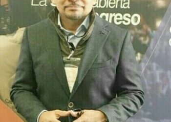 SOBRE LA MESA