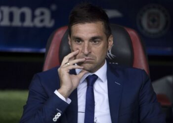 Las polémicas PELEAS de Diego Alonso, posible reemplazo de Rafa Puente en Pumas