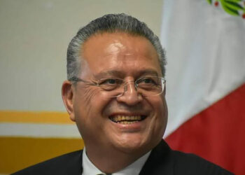 ACÁ ENTRE NOS