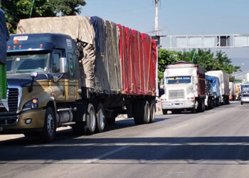 Transportistas advierten movilización