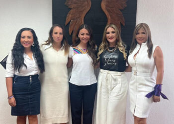 Presentan el libro “Maldita entre todas las Mujeres”