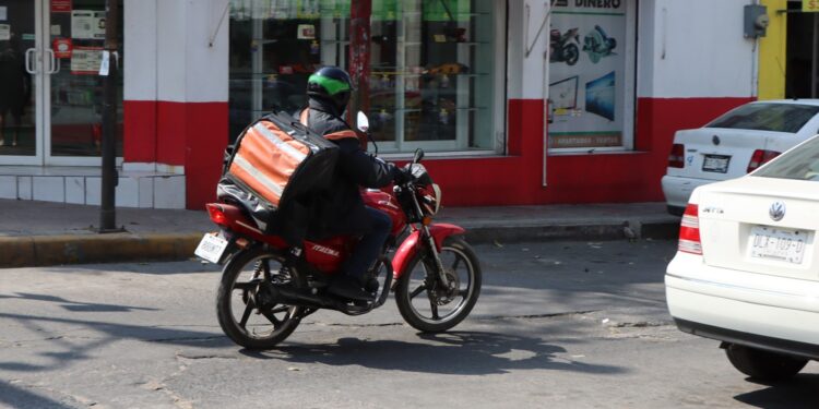 Trabajo riesgoso y mal pagado