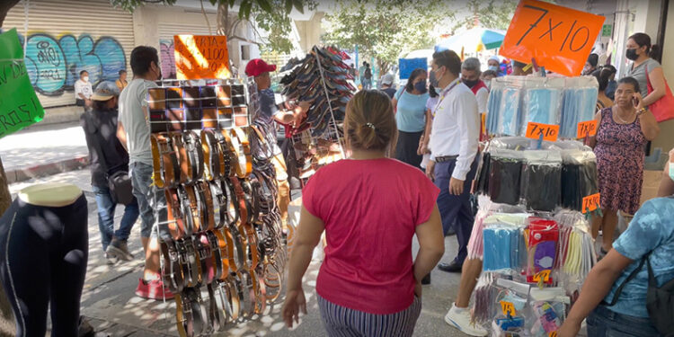 Chiapanecos laboran en condiciones críticas