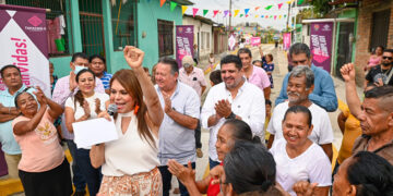 Entrega pavimentación mixta de calles