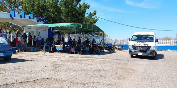 Llaman a clases en línea; alumnos están en paro