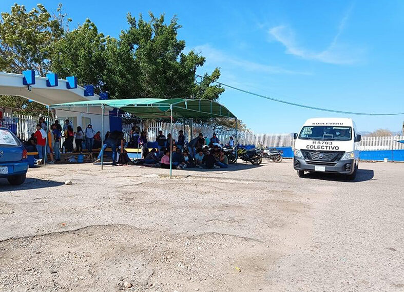Llaman a clases en línea; alumnos están en paro