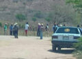 Retienen unidades; exigen pago