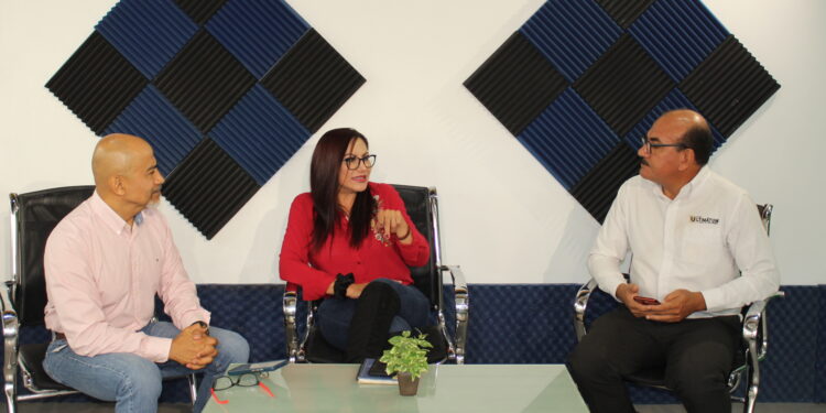 Debe haber más conciencia social y espacios para mujeres