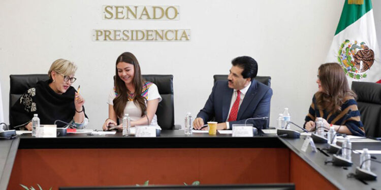 Elena Poniatowska para la medalla de honor en su edición 2022