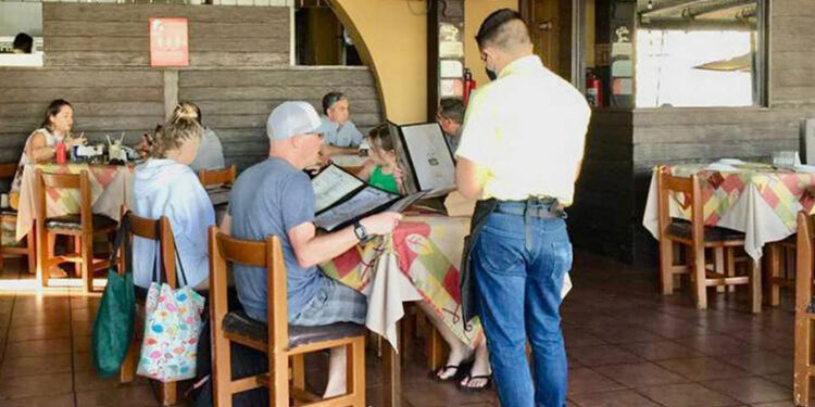 Cobro ilegal en restaurantes y bares?