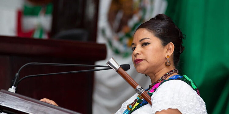Exigen medidas para abatir ausentismo de maestros en zonas rurales