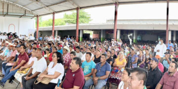 Entrega insumos agropecuarios y pesqueros en la Región Istmo-Costa