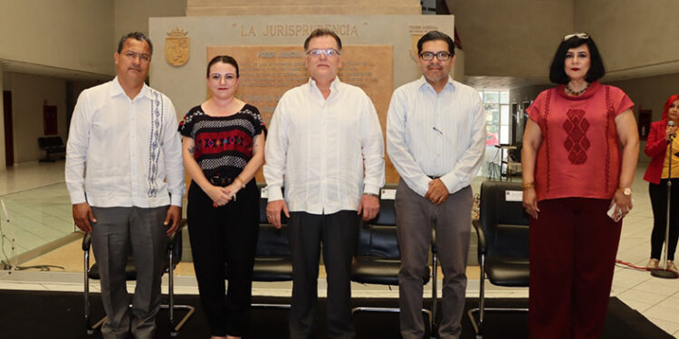 Realiza la primera feria del libro 2023